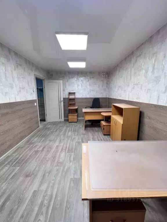 Помещение свободного назначения в Ленинградская область, Тельмана ... - Фото 1