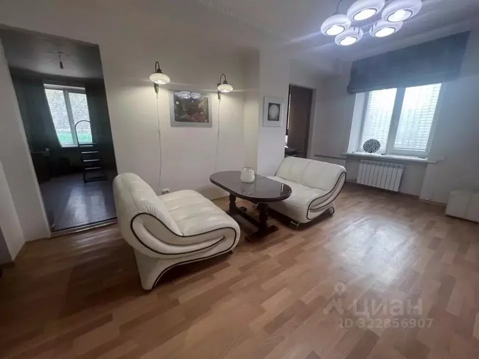 4-к кв. Челябинская область, Челябинск просп. Ленина, 48 (111.0 м) - Фото 1