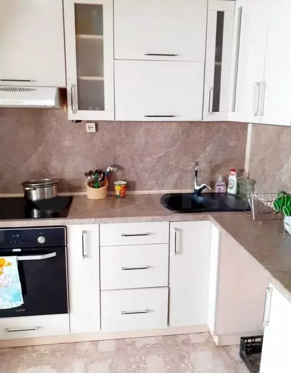 1-к. квартира, 50 м, 1/4 эт. - Фото 0