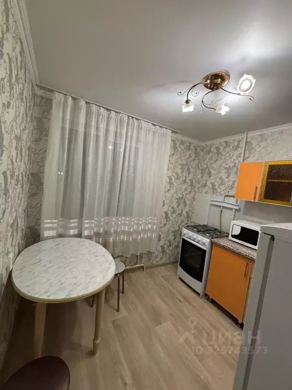 1-к кв. Татарстан, Альметьевск просп. Строителей, 8 (36.0 м) - Фото 2