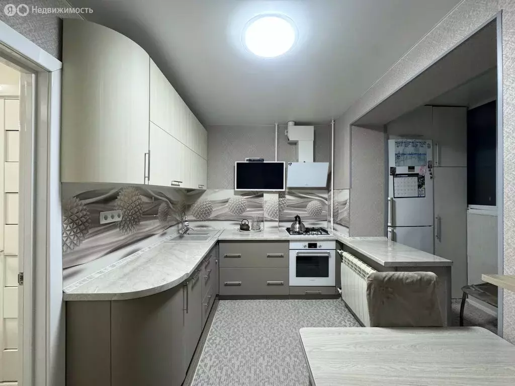 2-комнатная квартира: Новый Уренгой, район Северная Жилая Часть, ... - Фото 1