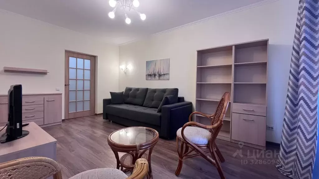 1-к кв. Калининградская область, Калининград ул. Огарева, 7 (55.0 м) - Фото 2