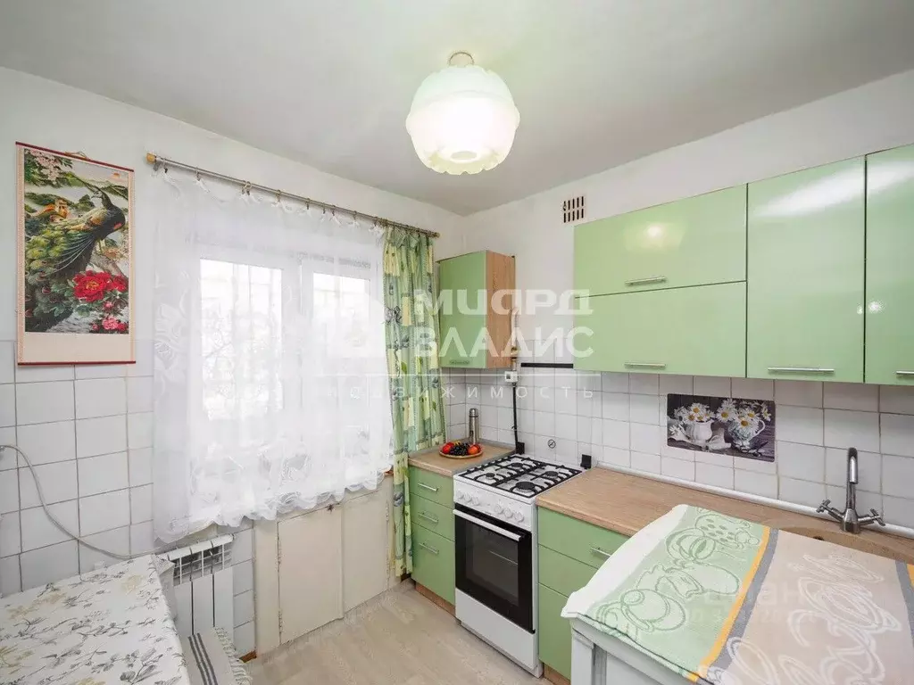 2-к кв. Омская область, Омск Нефтезаводская ул., 19 (40.1 м) - Фото 1