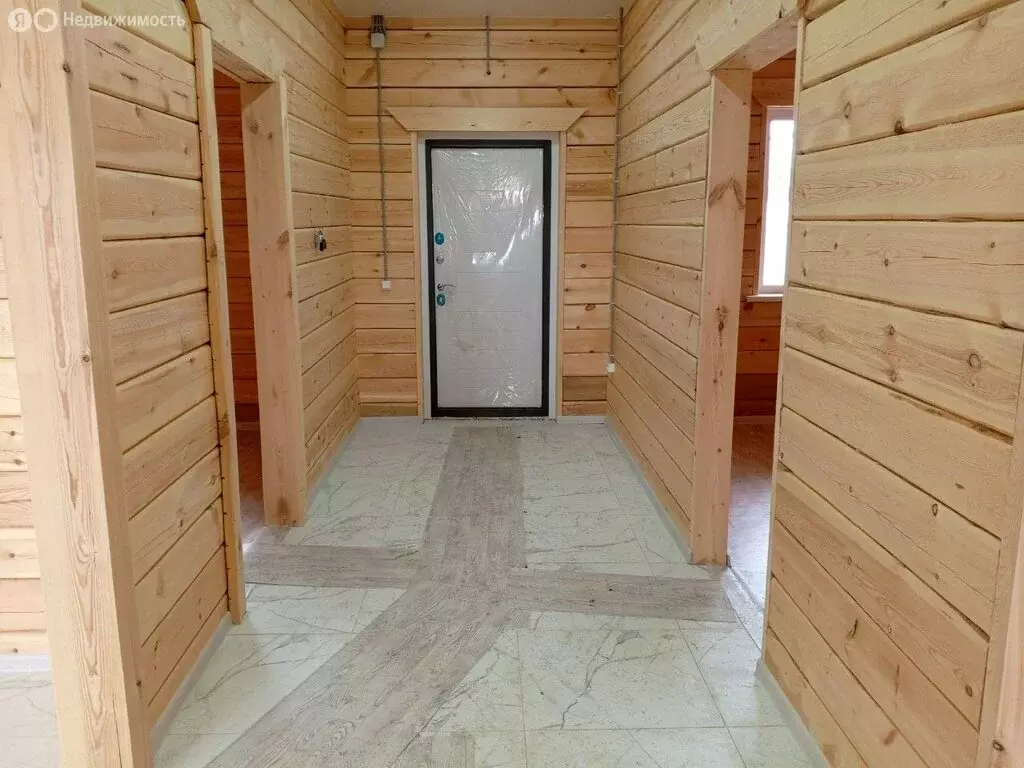 Дом в село Урик, Жемчужная улица (180 м) - Фото 2