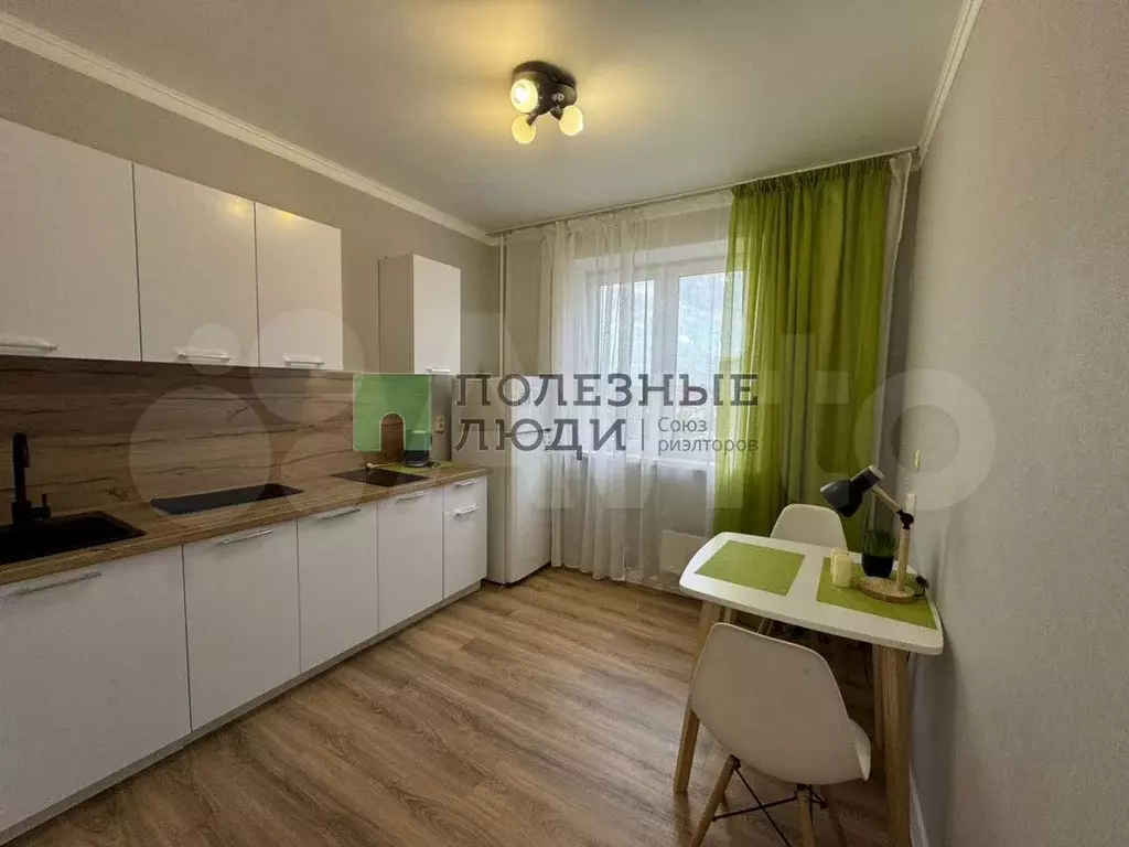 1-к. квартира, 40,5 м, 3/10 эт. - Фото 0