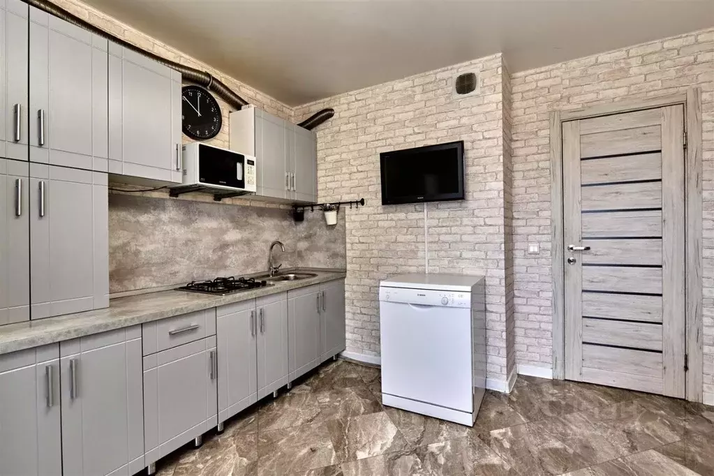 2-к кв. Адыгея, Тахтамукайский район, Яблоновский пгт ул. Гагарина, ... - Фото 2