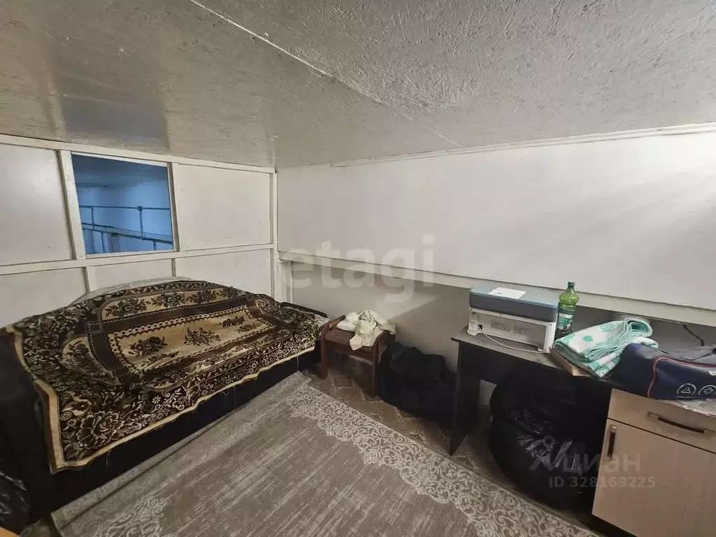 Гараж в Ямало-Ненецкий АО, Новый Уренгой Железнодорожная ул., 36 (90 ... - Фото 1