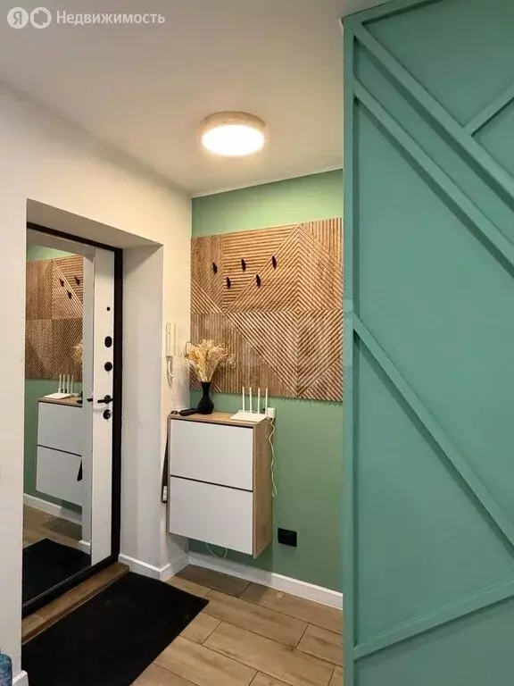 2-комнатная квартира: Тюмень, Холодильная улица, 49 (43.1 м) - Фото 2