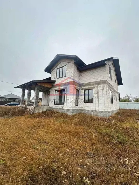 Дом в Белгородская область, Старый Оскол ул. Посадская (200 м) - Фото 0