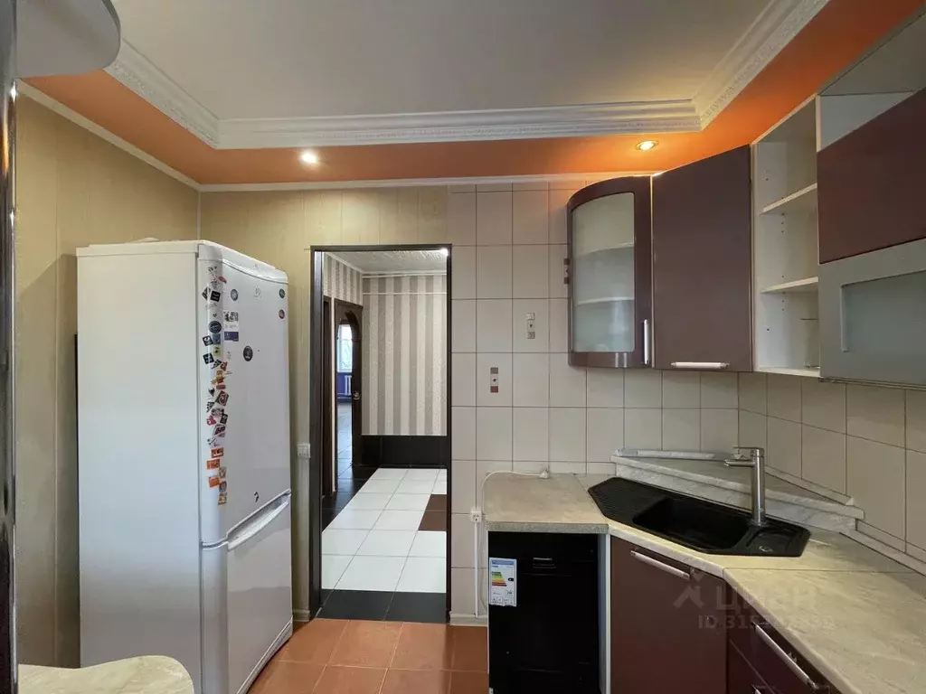 3-к кв. Псковская область, Псков ул. Новоселов, 48 (67.0 м) - Фото 2