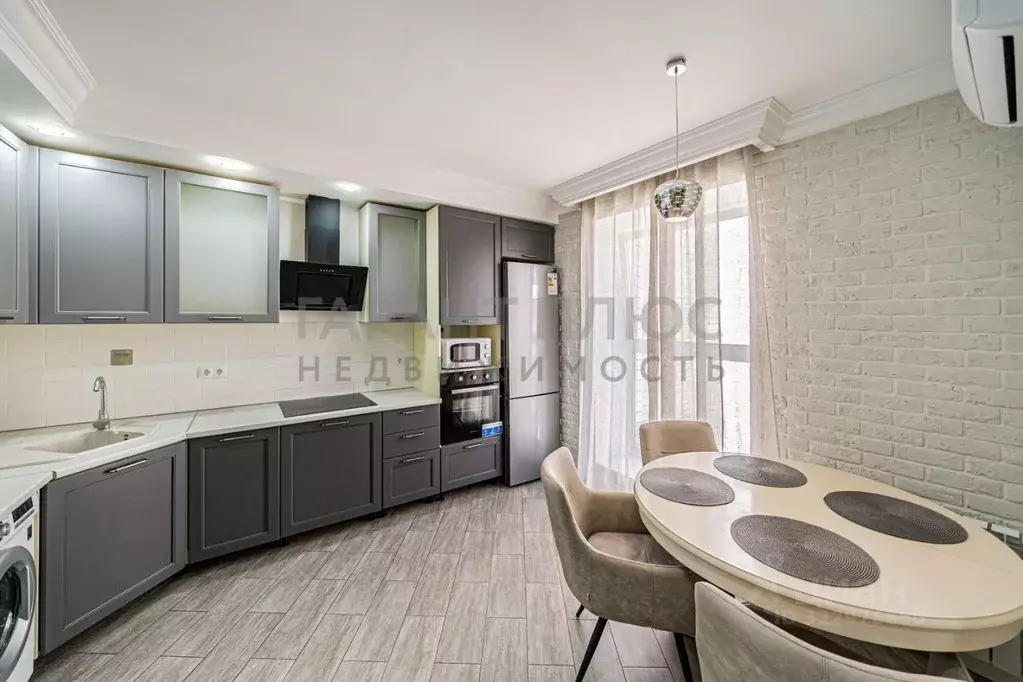 2-к кв. Липецкая область, Липецк Минская ул., 4Б (73.0 м) - Фото 1