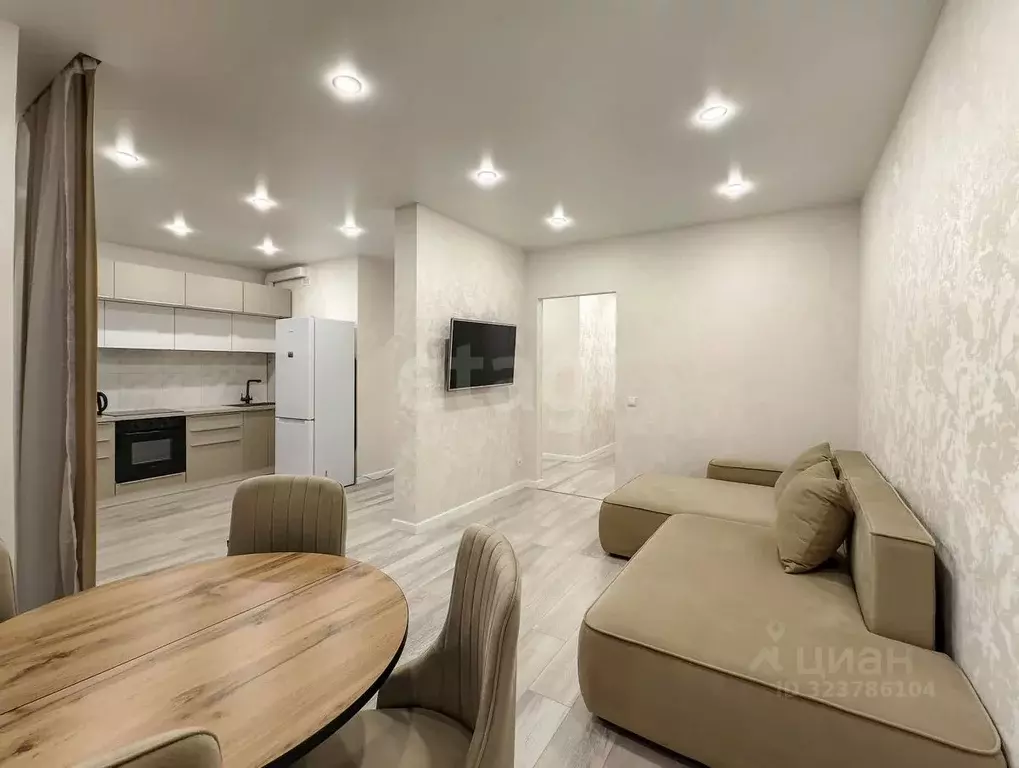 1-к кв. Тюменская область, Тюмень ул. Пожарных и Спасателей, 14 (63.0 ... - Фото 1