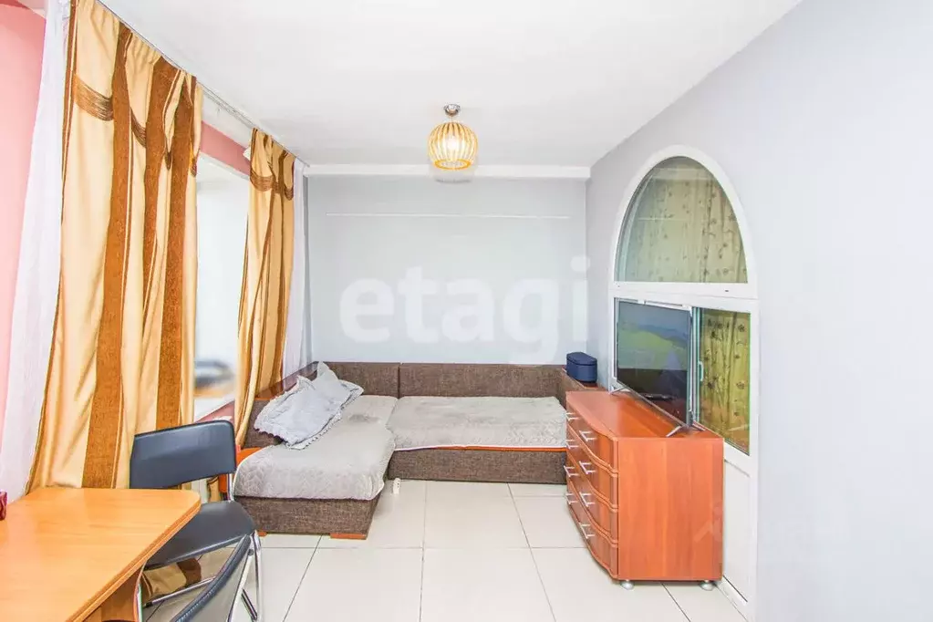 2-к кв. Бурятия, Улан-Удэ ул. Смолина, 81 (53.8 м) - Фото 1