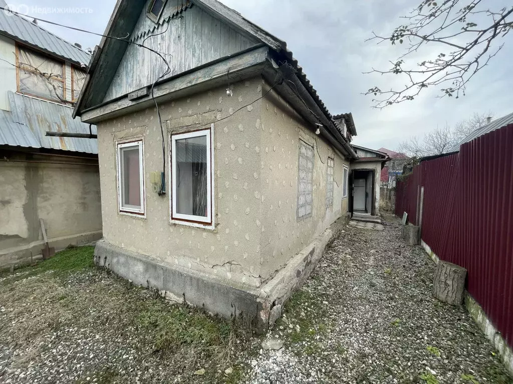 Дом в Нальчик, улица Жуковского, 10 (45 м) - Фото 1