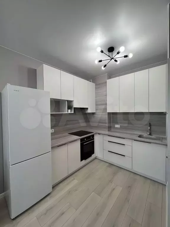 1-к. квартира, 38 м, 2/18 эт. - Фото 1