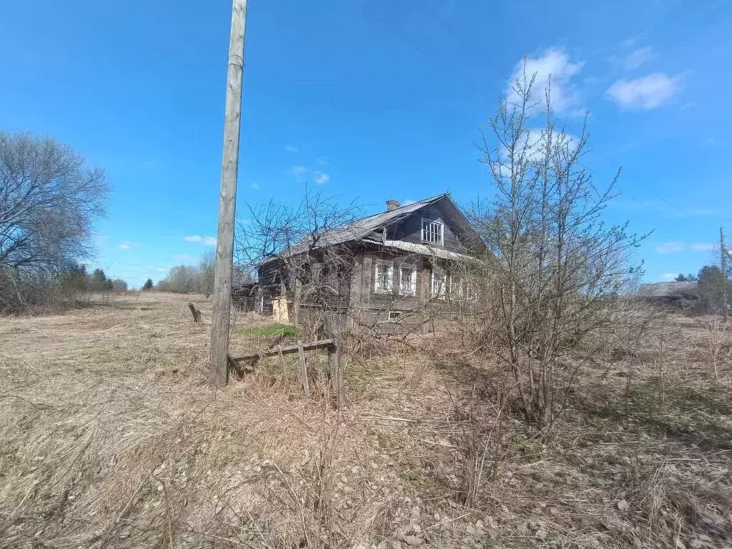 Дом в Вологодская область, Харовский муниципальный округ, д. Большая ... - Фото 1