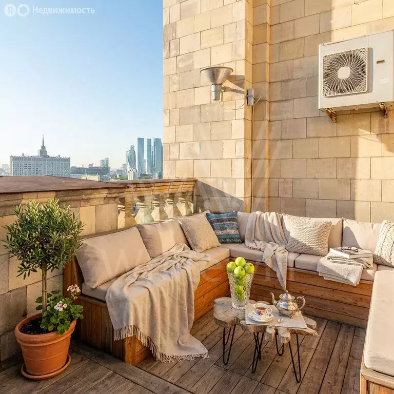 3-комнатная квартира: Москва, Кудринская площадь, 1 (136 м) - Фото 1