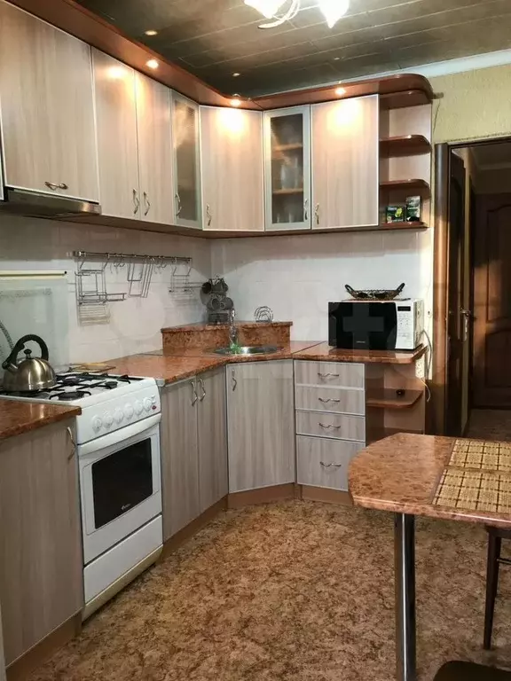 2-к. квартира, 54 м, 6/9 эт. - Фото 0