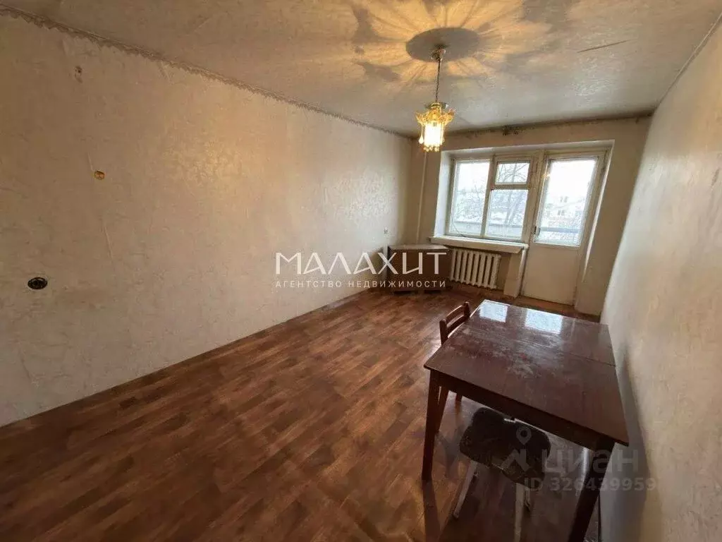 3-к кв. Самарская область, Кинель Заводская ул., 5 (57.0 м) - Фото 1