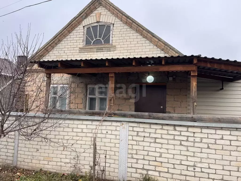 Дом в Ставропольский край, Лермонтов городской округ, с. Острогорка ... - Фото 1
