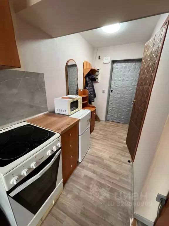 Студия Приморский край, Владивосток ул. Морозова, 7 (24.0 м) - Фото 1