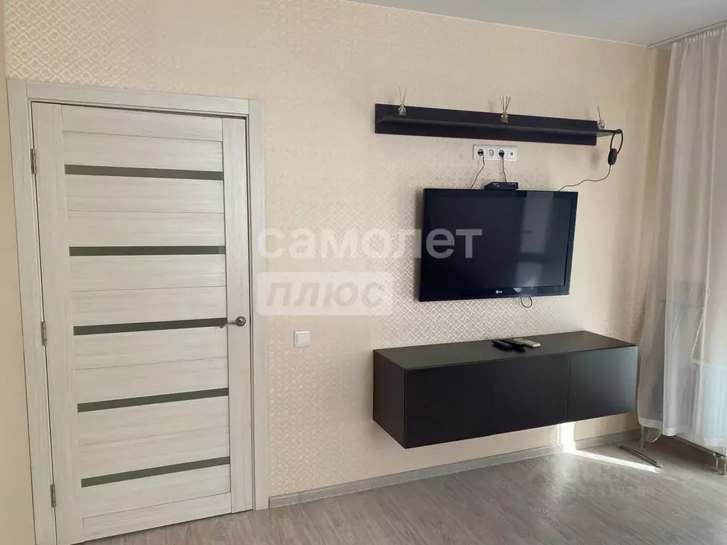 1-к кв. Волгоградская область, Волгоград ул. 70-летия Победы, 10 (40.0 ... - Фото 2