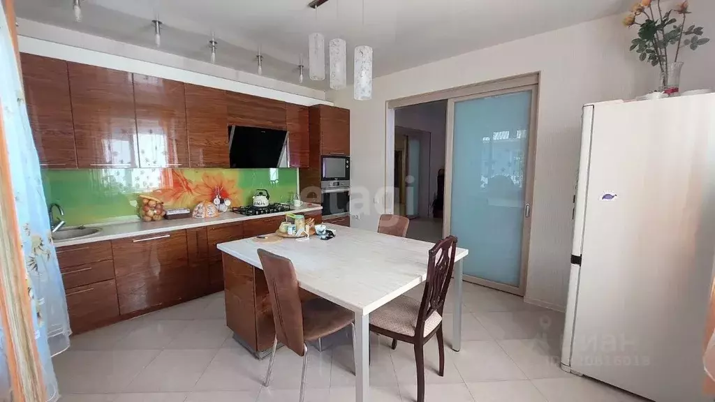 Дом в Архангельская область, Котлас ул. Портовиков, 78 (227 м) - Фото 1