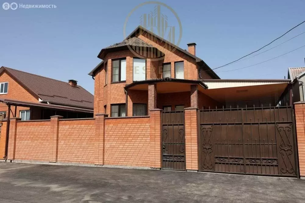 Дом в посёлок Свободы, Липовая улица, 57 (270 м) - Фото 1