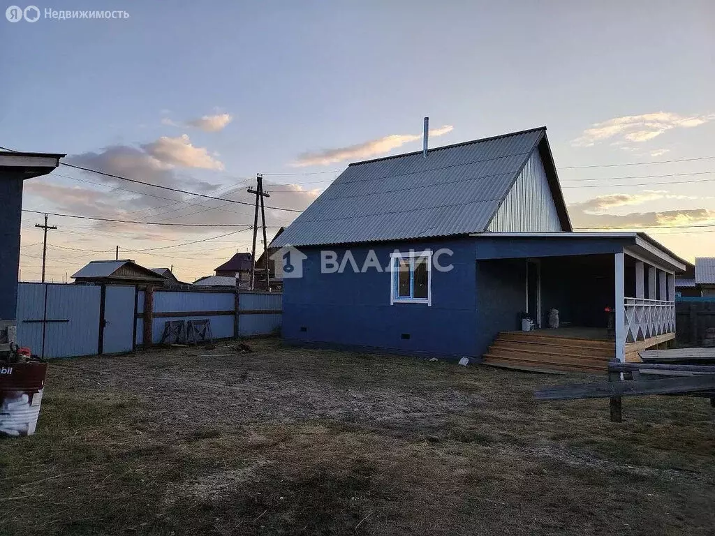 Дом в Иволгинский район, сельское поселение Гурульбинское, село ... - Фото 0