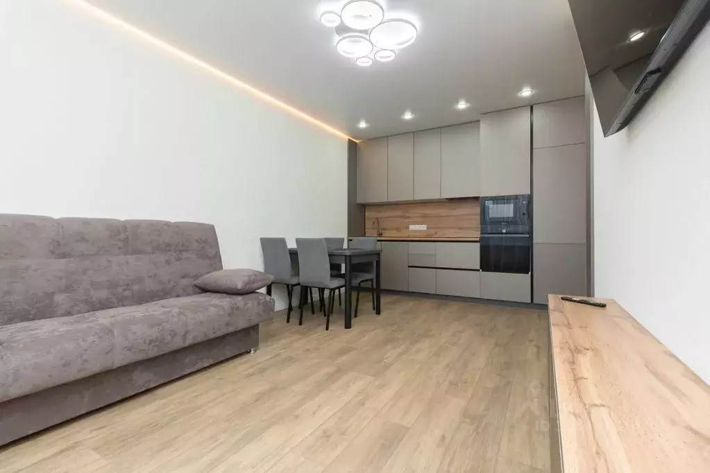 2-к кв. Омская область, Омск ул. Б.Г. Шаронова, 9 (45.7 м) - Фото 2