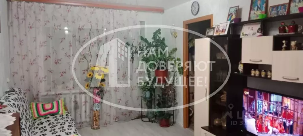 2-к кв. Удмуртия, Сарапул Привокзальный мкр, ул. Лескова, 16 (41.5 м) - Фото 1