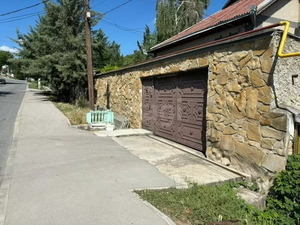 Дом в Крым, Симферополь ул. Симферопольская (270 м) - Фото 1