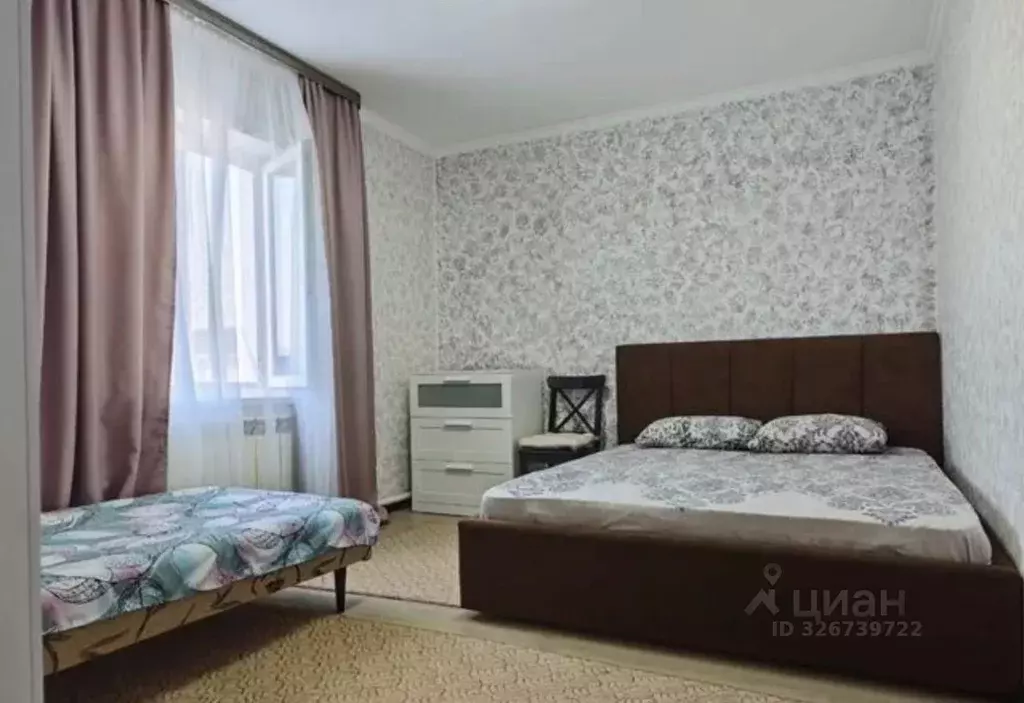 Дом в Крым, Судак ул. Персиковая, 10 (100 м) - Фото 1