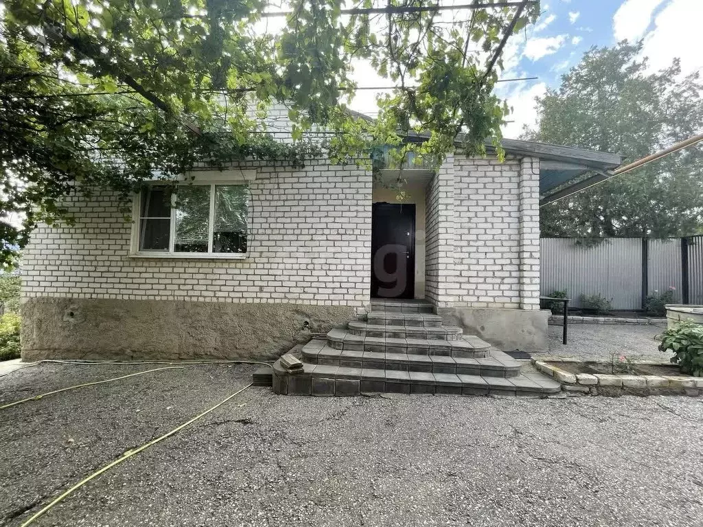 3-к кв. Калмыкия, Элиста ул. Автомобилистов, 66 (103.0 м) - Фото 1