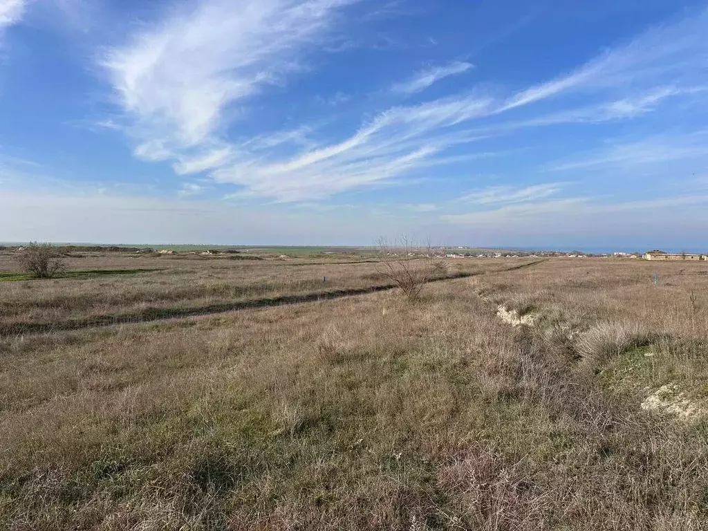 Участок в Крым, Ленинский район, Семисотское с/пос, с. Каменское  (6.0 ... - Фото 1