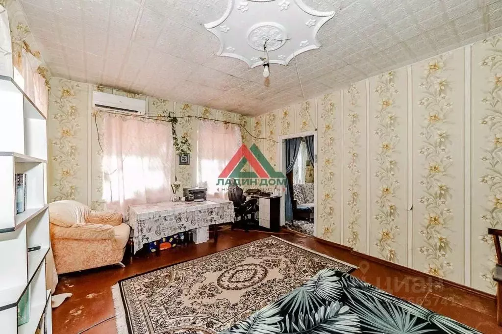 Дом в Краснодарский край, Динская ст-ца ул. Короткая, 10А (58 м) - Фото 1