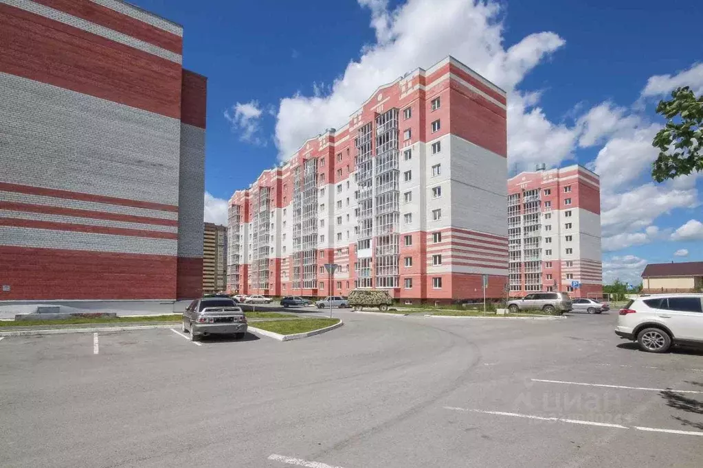 1-к кв. Тюменская область, Тюмень ул. Газопромысловая, 5 (45.0 м) - Фото 1