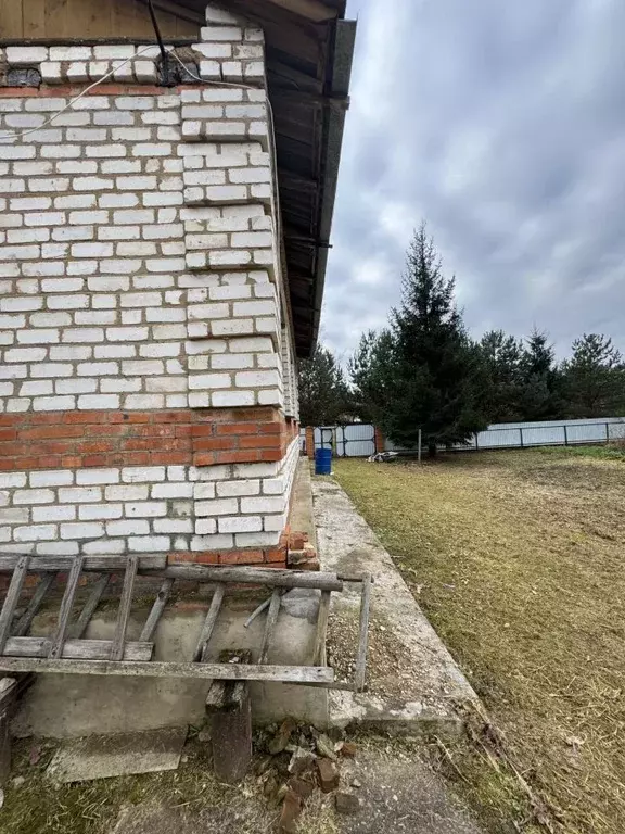 Дом в Калужская область, Боровский муниципальный округ, Совьяки с/пос, ... - Фото 2