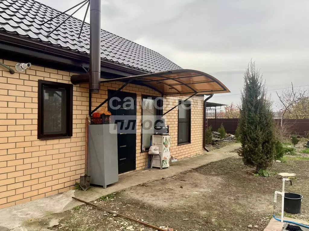 Дом в Краснодарский край, Тимашевский район, Дербентское с/пос, Мирный ... - Фото 1