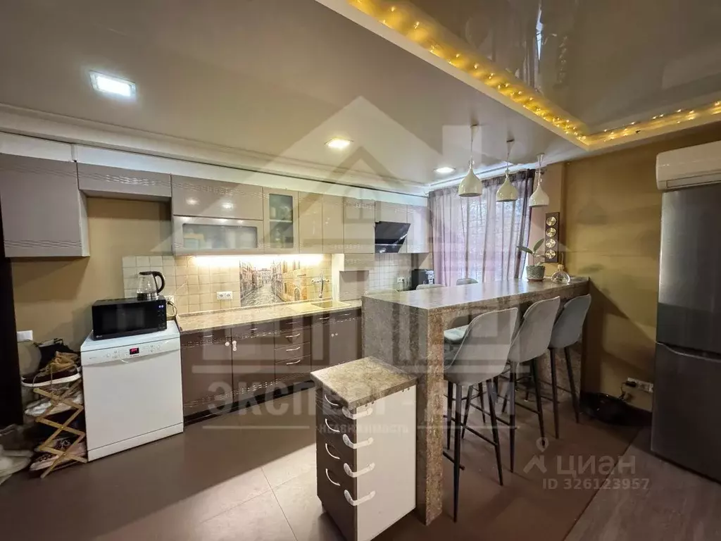 1-к кв. Ростовская область, Таганрог ул. Москатова, 5 (62.1 м) - Фото 1