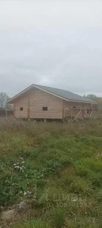 Дом в Новгородская область, Новгородский район, Савинское с/пос, д. ... - Фото 0