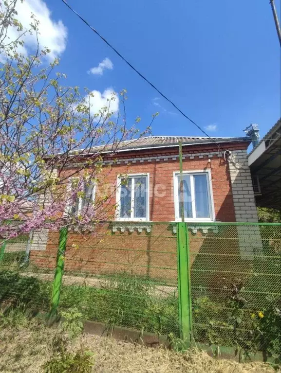 Дом в Краснодарский край, Тимашевск Южная ул., 4 (93 м) - Фото 1