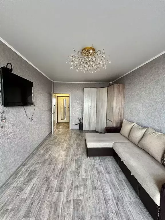 1-к. квартира, 43 м, 5/6 эт. - Фото 1