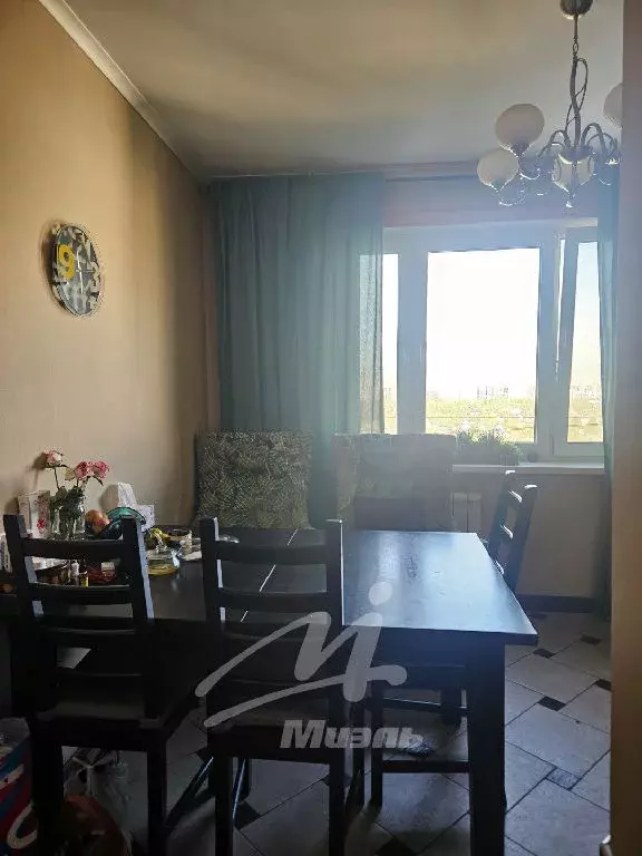 Продается 3-комнатная квартира - Фото 1