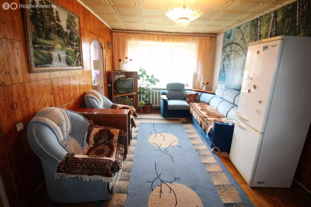 4-комнатная квартира: Верхняя Пышма, улица Свердлова, 2А (64 м) - Фото 0