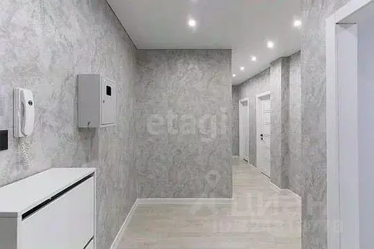 2-к кв. Тюменская область, Тюмень ул. Станислава Карнацевича, 1 (53.5 ... - Фото 2