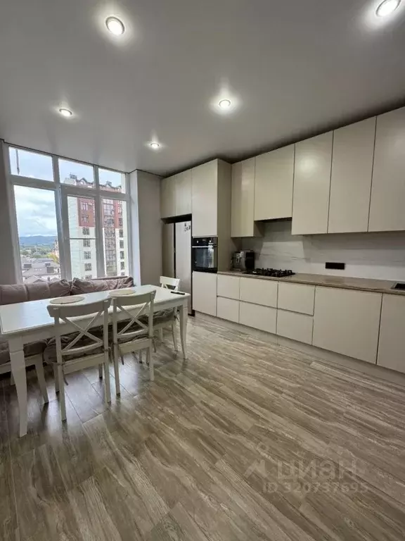 1-к кв. Кабардино-Балкария, Нальчик ул. Гоголя (53.8 м) - Фото 1