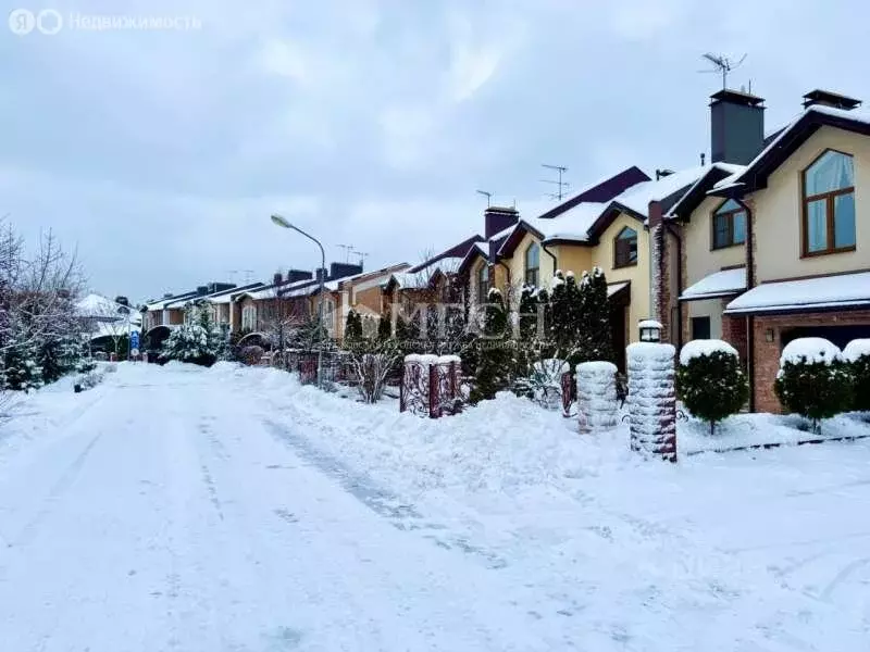 Дом в деревня Юрлово, территория Новое Аристово, Триумфальная улица, 1 ... - Фото 1
