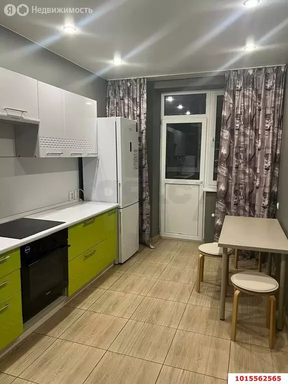 1-комнатная квартира: Краснодар, Гаражная улица, 107 (41 м) - Фото 1