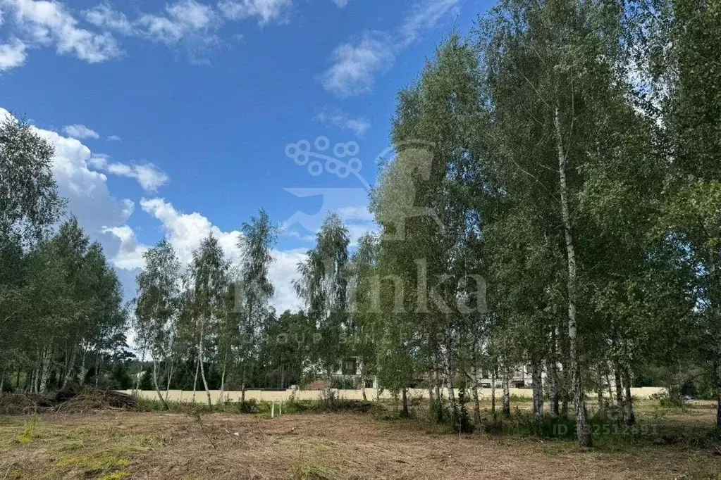 Участок в Московская область, Красногорск городской округ, д. ... - Фото 2